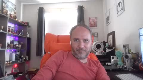 Snapshot of eastmidssoul chatting on August 3, 9:04 am eastmidssoul online show from August 3, 9:04 am