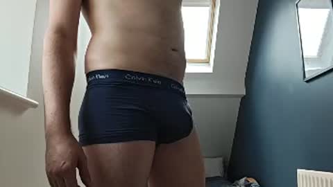 Snapshot of easy_fit00 chatting on June 21, 11:13 am easy_fit00 online show from June 21, 11:13 am