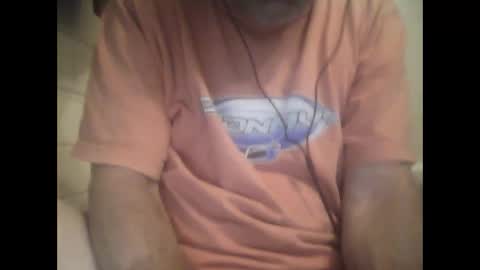 Snapshot of easye4015 chatting on March 11, 12:06 pm Easye online show from March 11, 12:06 pm