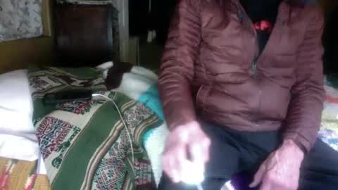 Snapshot of eat_my_wife chatting on March 8, 7:45 am eat_my_wife online show from March 8, 7:45 am