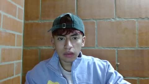 Snapshot of eather_luxury chatting on November 8, 10:19 pm eather_luxury online show from November 8, 10:19 pm