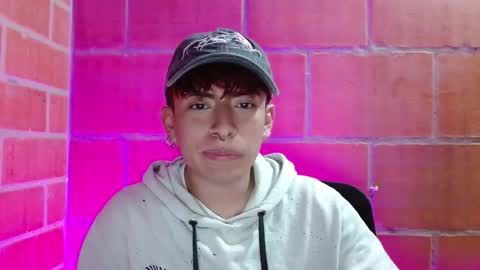 Snapshot of eather_luxury chatting on November 15, 8:16 pm eather_luxury online show from November 15, 8:16 pm