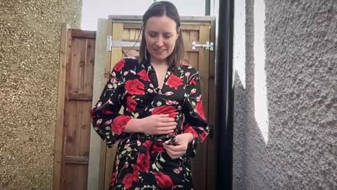 Nadia Ferreira  online show from March 5, 1:06 pm