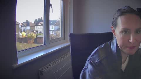 Nadia Ferreira  online show from March 19, 10:19 am