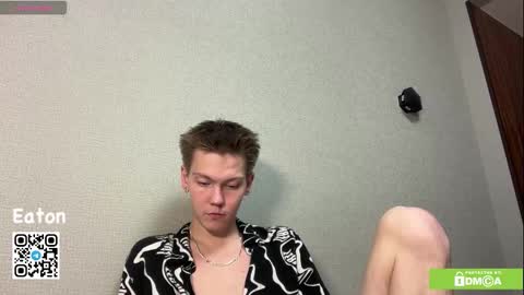 eaton_ online show from October 25, 4:35 pm