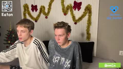 eaton_ online show from January 6, 8:01 pm