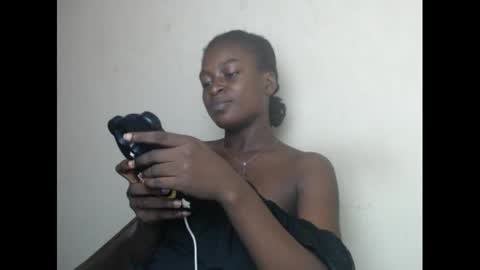 Snapshot of eatuupx chatting on December 23, 6:16 pm eatuupx online show from December 23, 6:16 pm