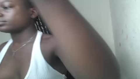 Snapshot of eatuupx chatting on January 25, 8:42 am eatuupx online show from January 25, 8:42 am