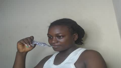 Snapshot of eatuupx chatting on February 1, 11:10 am eatuupx online show from February 1, 11:10 am