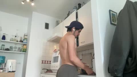 eatwoproject online show from June 7, 8:40 am