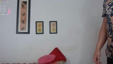 Laraand Drake online show from December 28, 10:47 am