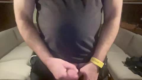 ebnk15 online show from December 17, 5:15 pm