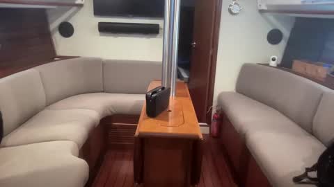 ebnk15 online show from January 11, 8:43 am