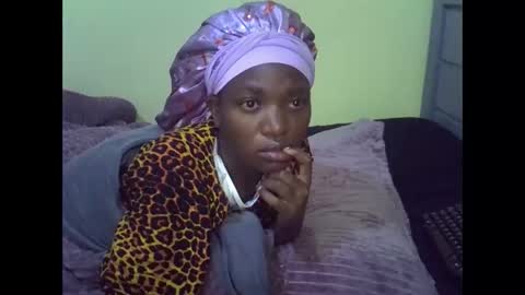 Snapshot of eboniana chatting on April 2, 6:27 pm eboniana online show from April 2, 6:27 pm