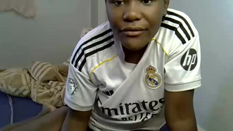 Queen online show from February 12, 8:31 am