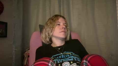 americnbarbie online show from April 23, 1:51 am