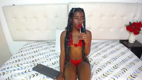 Snapshot of ebony_baby1 chatting on January 31, 7:51 pm Baby online show from January 31, 7:51 pm