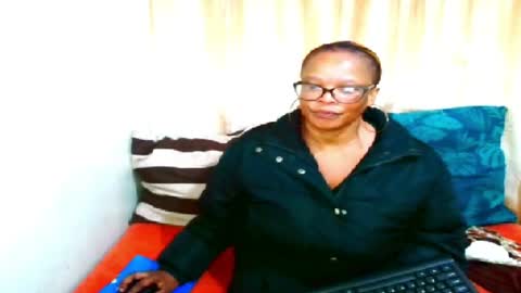 Snapshot of ebony_bloom69 chatting on August 3, 4:44 am ebony_bloom69 online show from August 3, 4:44 am