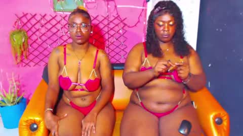 Snapshot of ebony_chayna chatting on July 28, 8:21 am chayna smith online show from July 28, 8:21 am