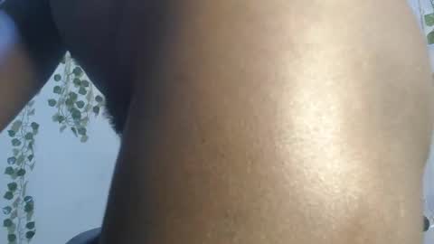 Snapshot of ebony_choco2 chatting on January 10, 5:45 pm ebony choco2 online show from January 10, 5:45 pm