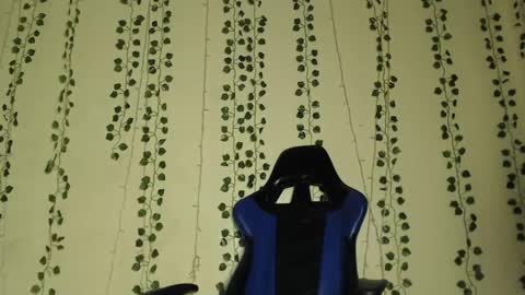 Snapshot of ebony_choco2 chatting on January 20, 5:26 am ebony choco2 online show from January 20, 5:26 am