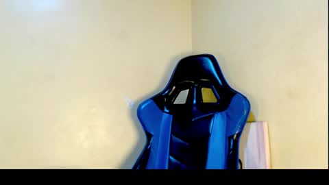 Snapshot of ebony_choco2 chatting on January 31, 4:27 pm ebony choco2 online show from January 31, 4:27 pm