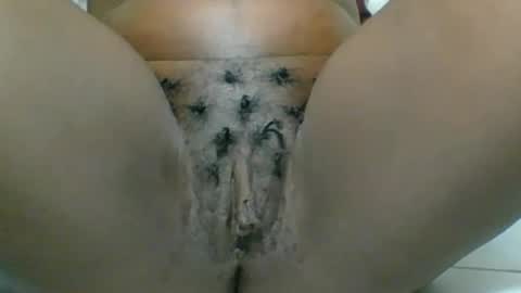 Snapshot of ebony_choco2 chatting on September 10, 6:19 pm ebony choco2 online show from September 10, 6:19 pm