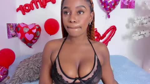 ebony_cute9 online show from February 18, 7:52 pm