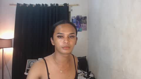 Snapshot of ebony_enchantress chatting on February 16, 9:48 pm BEA DONT FORGET TO FOLLOW ME online show from February 16, 9:48 pm