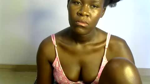 ebony_lynne online show from May 2, 9:31 pm
