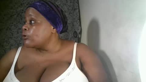 ebony_magixs online show from April 9, 7:41 pm