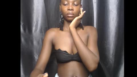 Ella online show from March 22, 6:39 am