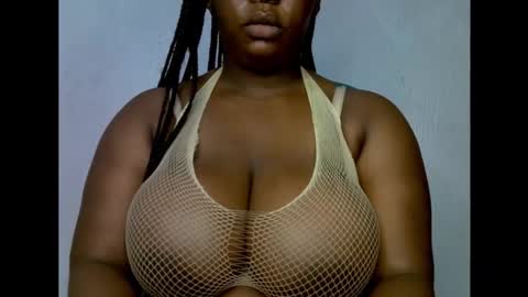 Snapshot of ebony_plumx12 chatting on October 26, 8:37 pm Prisy online show from October 26, 8:37 pm