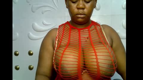 Snapshot of ebony_plumx12 chatting on November 22, 8:02 am Prisy online show from November 22, 8:02 am