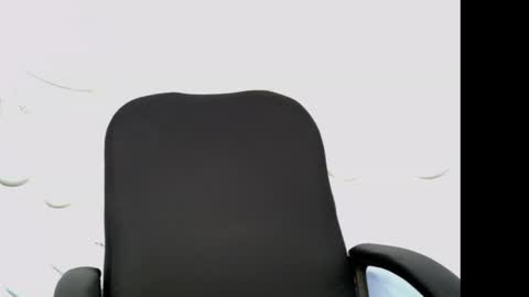 Snapshot of ebony_plumx12 chatting on December 5, 10:13 am Prisy online show from December 5, 10:13 am