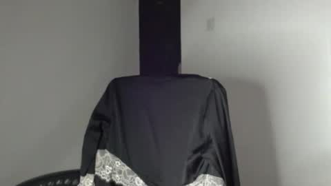 delilah online show from March 25, 7:09 pm