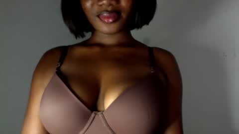 delilah online show from April 27, 7:01 pm