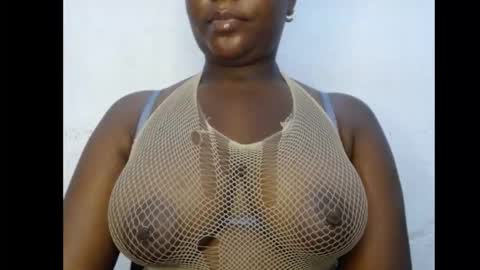Snapshot of ebony_sexy_queen chatting on October 14, 8:15 am Racheal online show from October 14, 8:15 am