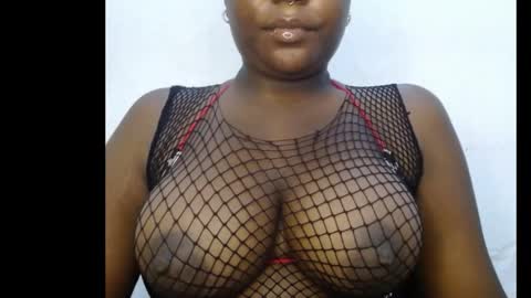 Snapshot of ebony_sexy_queen chatting on October 24, 8:22 am Racheal online show from October 24, 8:22 am