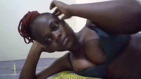 tasha online show from February 17, 8:47 pm