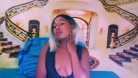 Snapshot of ebonyblisss chatting on January 31, 12:29 pm Tamia online show from January 31, 12:29 pm