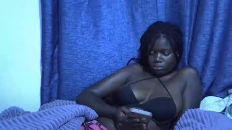 ebonybloom01 online show from September 26, 2:59 am