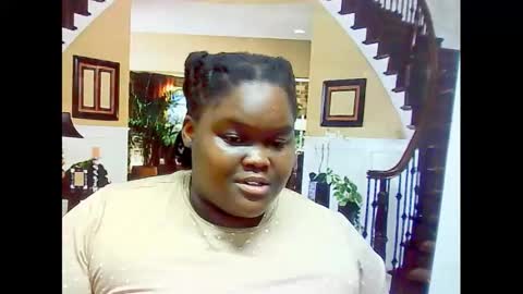 ebonyhotbuns4u2luv online show from February 27, 7:01 am