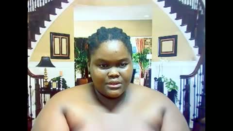 ebonyhotbuns4u2luv online show from March 4, 6:39 pm