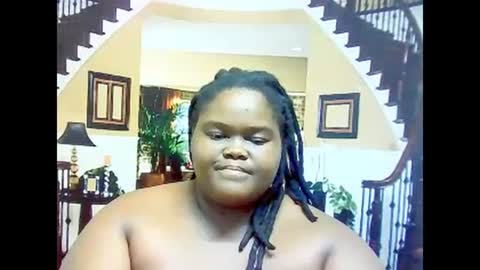 ebonyhotbuns4u2luv online show from March 6, 1:16 am