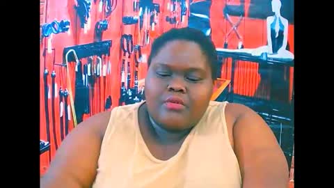 ebonyhotbuns4u2luv online show from October 27, 10:47 pm