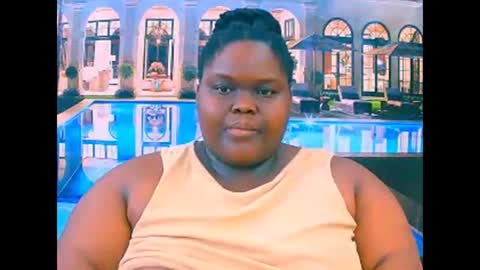 ebonyhotbuns4u2luv online show from December 14, 7:58 am