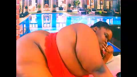 ebonyhotbuns4u2luv online show from June 2, 9:44 am