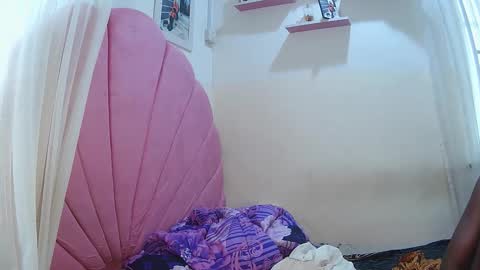 ebonykissxx online show from October 24, 9:49 am