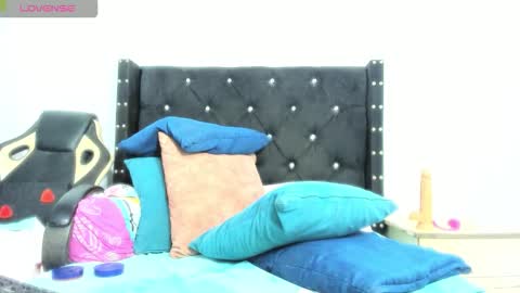 Angela online show from December 15, 9:41 pm